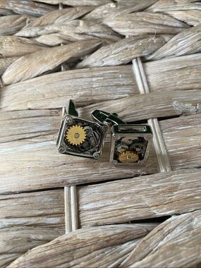 Mechanical Gear Square Cufflinks - Green and Gold